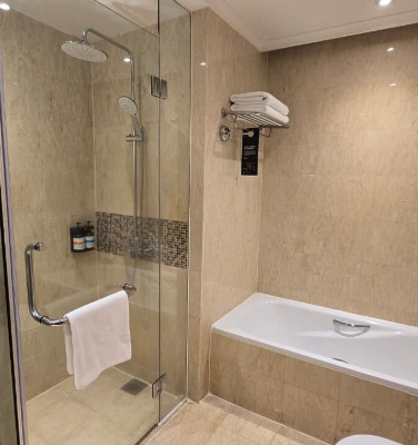 Pullman Kuala Lumpur City Centre - Hotel & Residences